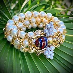 Pearl and Bee Stretch Multi Layer Bracelet/Jewelry/Gift For Her